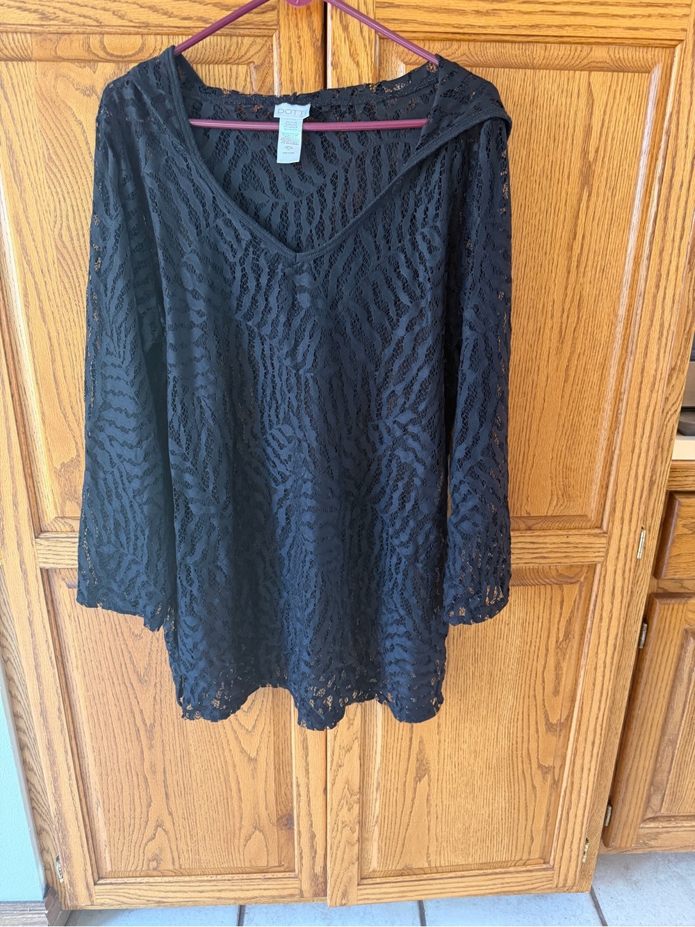 Black Lace Hooded V-Neck Swimsuit Cover-Up